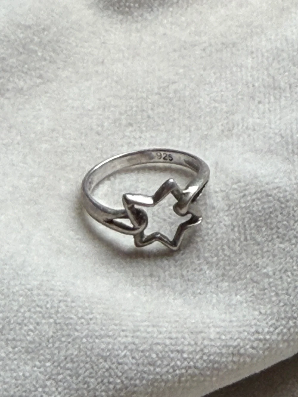 Solid 925 Sterling Silver Star Outline Ring